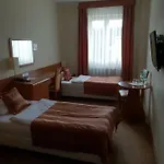 Centrum Okopowa 55 *