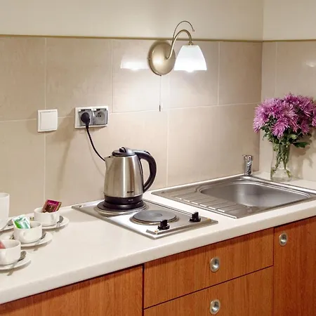 Centrum Okopowa 55 *